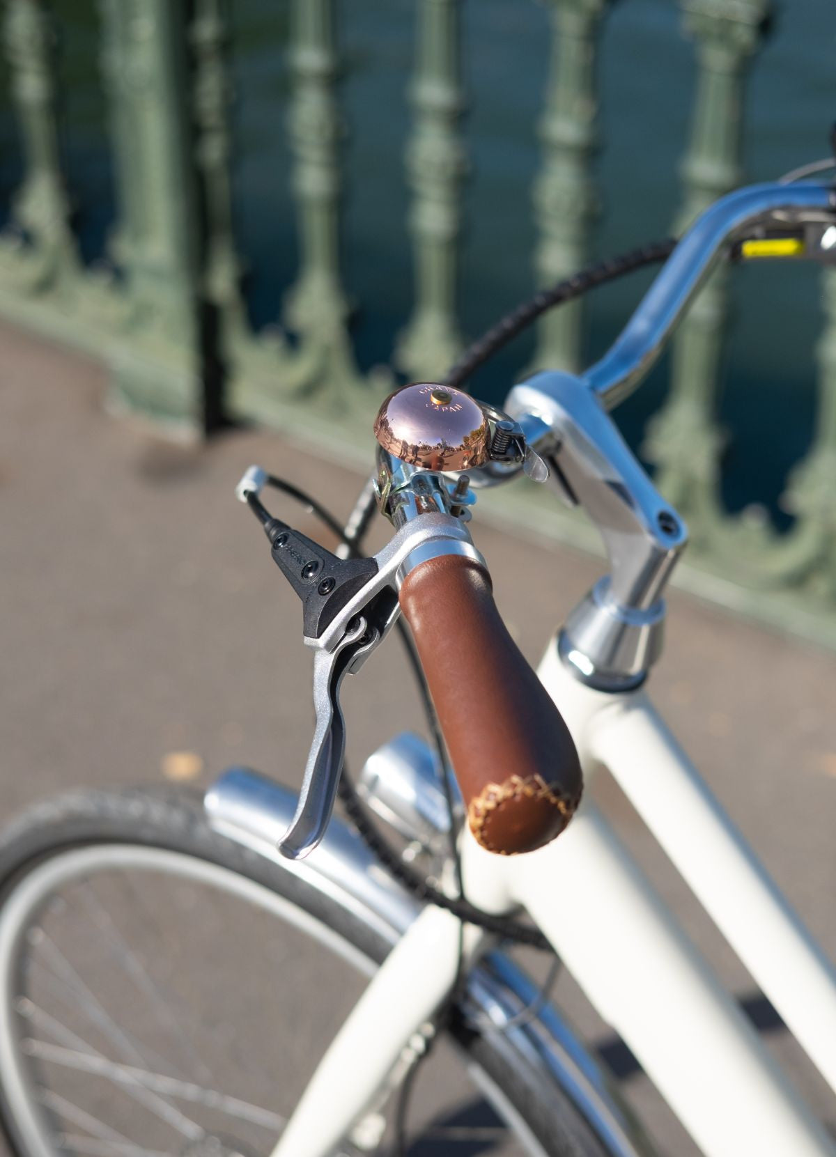 crane mini suzu bell